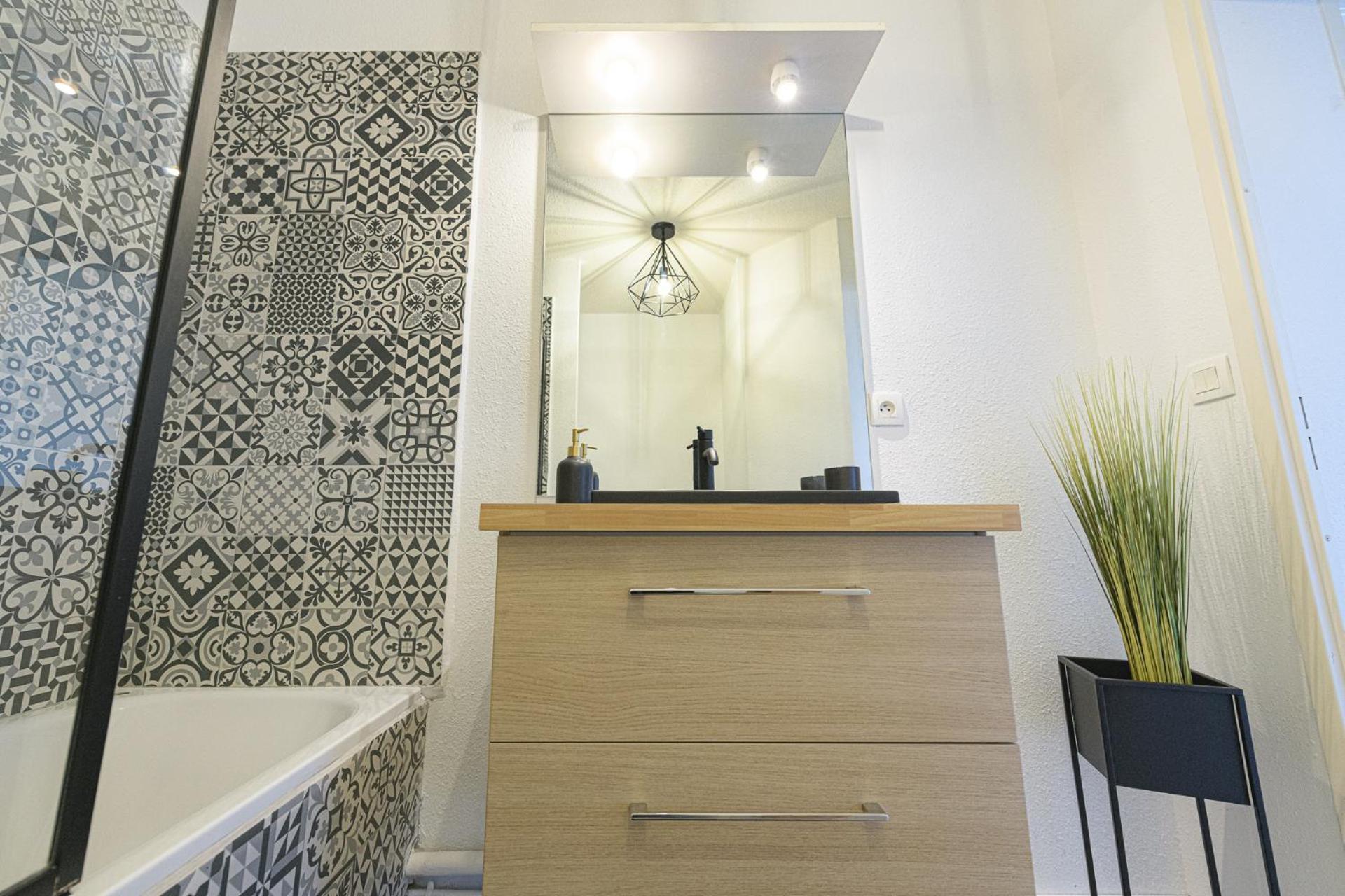 Magnifique Appartement T2 Renove Aux Vendanges Гаяк Екстериор снимка
