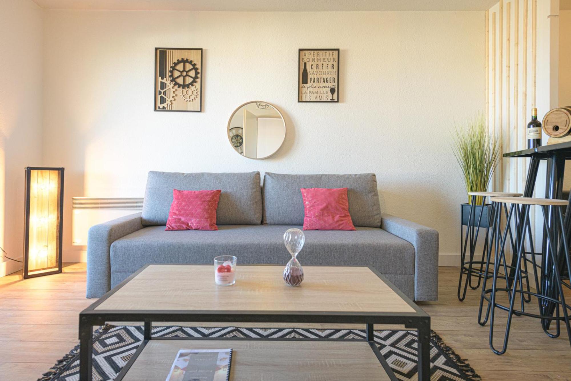 Magnifique Appartement T2 Renove Aux Vendanges Гаяк Стая снимка